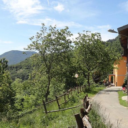 La Casa Del Borgo Bed & Breakfast Brissago-Valtravaglia Luaran gambar